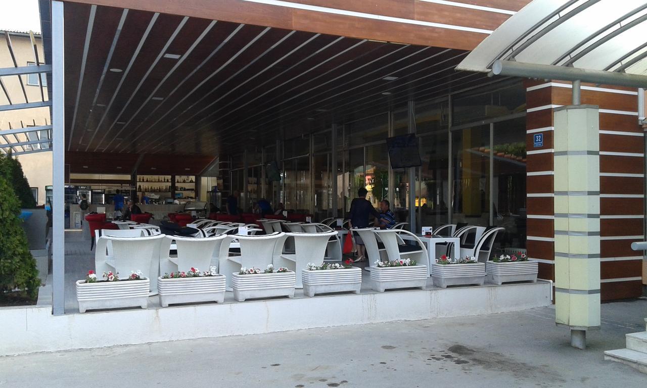 Motel Park Rogatica Екстериор снимка